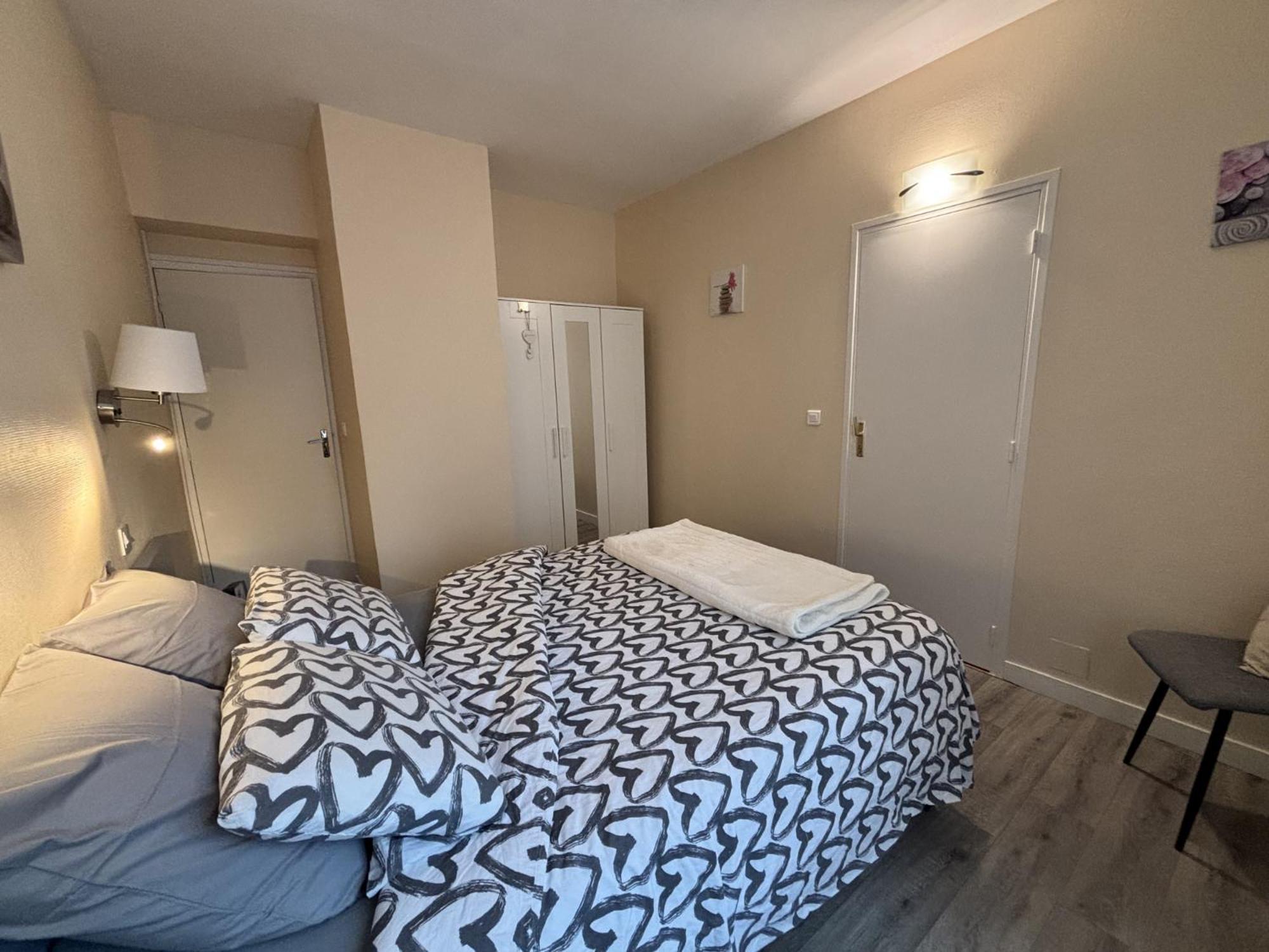 Le Puy De Dome - 1 Chambre - Clim Châtel-Guyon Eksteriør bilde